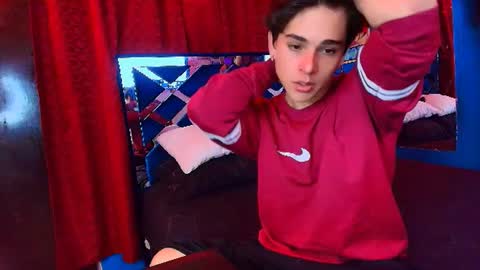 Snapshot of luke_howland chatting on 7, 7, 2026 Luke online show from 7, 7, 2026