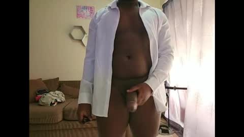 Snapshot of lukethemanx chatting on 17, 12, 2025 lukethemanx online show from 17, 12, 2025