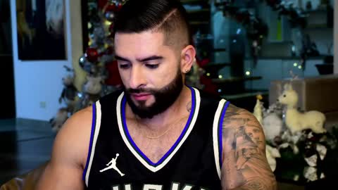 Lukhas f4f online show from 8, 1, 2025