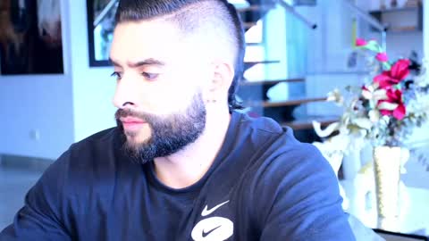 Lukhas f4f online show from 31, 1, 2025