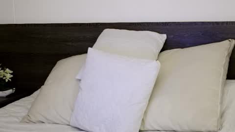 Lukhas f4f online show from 7, 10, 2025