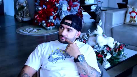 Snapshot of lukhass chatting on 16, 12, 2025 Lukhas f4f online show from 16, 12, 2025