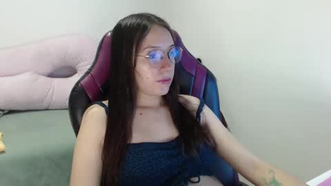 Snapshot of lula_05 chatting on 5, 12, 2024 Vicky online show from 5, 12, 2024