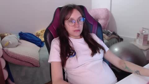 Snapshot of lula_05 chatting on 21, 12, 2024 Vicky online show from 21, 12, 2024