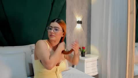 Luli Jones online show from 7, 11, 2025