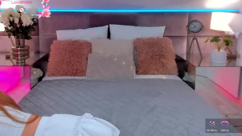 Snapshot of lullyfox chatting on 2, 6, 2026 Cherie online show from 2, 6, 2026