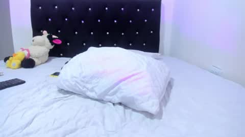 BRENDA TATIANA online show from 27, 3, 2026