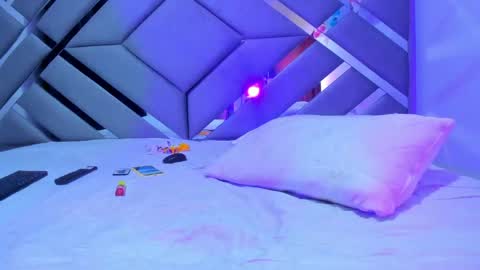 Snapshot of lulu_exotic chatting on 13, 5, 2026 BRENDA TATIANA online show from 13, 5, 2026
