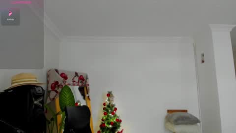 Lau  online show from 15, 12, 2024