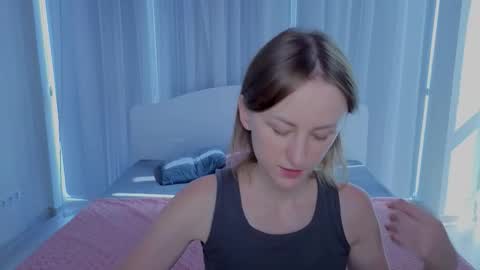 Lily online show from 22, 9, 2025