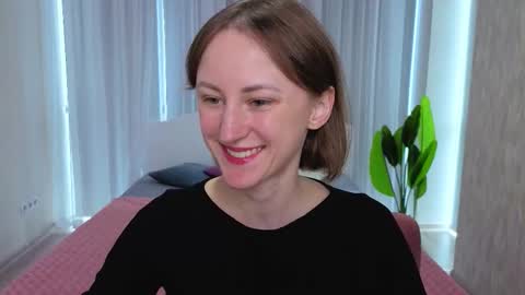 Lily online show from 12, 10, 2025