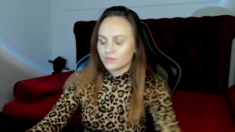 Snapshot of lumerisoren chatting on 5, 5, 2026 lumerisoren online show from 5, 5, 2026
