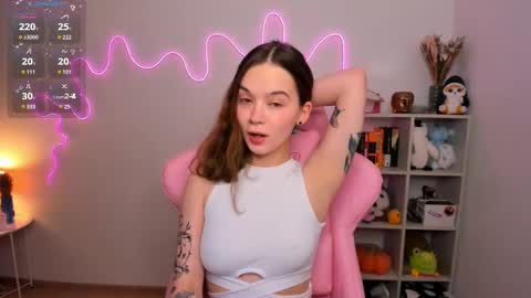 Snapshot of luminousmelody chatting on 24, 2, 2025 luminousmelody online show from 24, 2, 2025