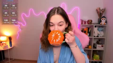 Snapshot of luminousmelody chatting on 2, 3, 2025 luminousmelody online show from 2, 3, 2025