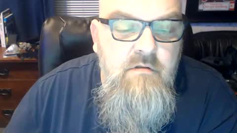 Snapshot of lump420 chatting on 27, 7, 2026 lump420 online show from 27, 7, 2026