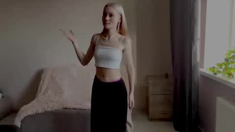 lumpyamsonia online show from 28, 11, 2025