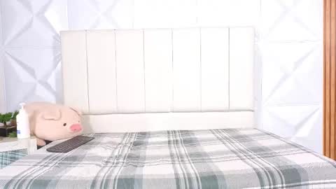 Snapshot of luna__grace chatting on 5, 11, 2025 LUNA GRACE online show from 5, 11, 2025