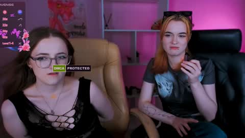 luna_berryy online show from 29, 1, 2025