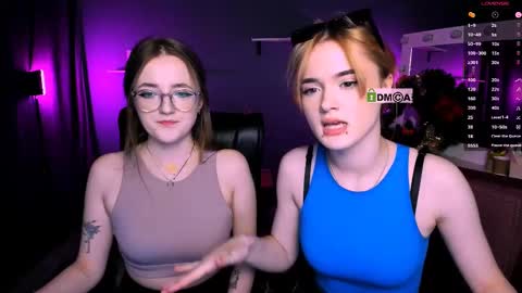 luna_berryy online show from 28, 2, 2025