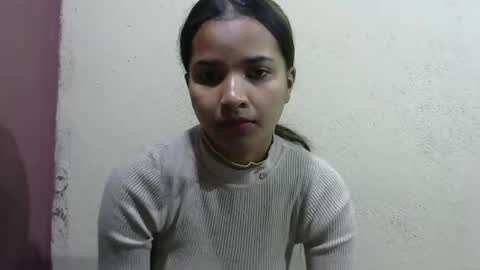 Snapshot of luna_cherry0 chatting on 20, 5, 2026 Laura online show from 20, 5, 2026