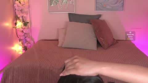 Lunita online show from 13, 4, 2026