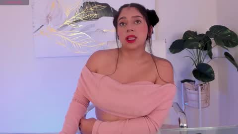 Snapshot of luna_cute14 chatting on 26, 2, 2026 luna_cute14 online show from 26, 2, 2026