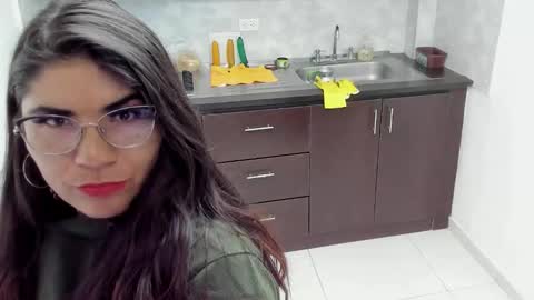 luna  online show from 9, 9, 2025