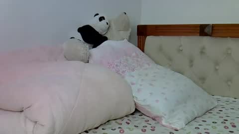 Snapshot of luna_empress chatting on 1, 6, 2026 maskedmalkia online show from 1, 6, 2026