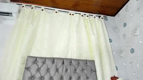 Luna Eva online show from 20, 1, 2025