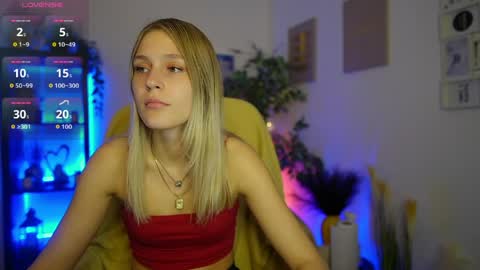 luna_grace18 online show from 27, 4, 2026