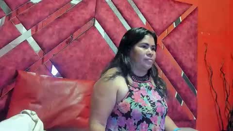 luna_hott1_ online show from 18, 12, 2025