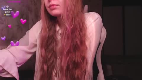 Snapshot of luna_loveisgood chatting on 7, 1, 2025 Luna online show from 7, 1, 2025