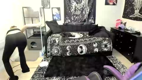 Luna online show from 25, 3, 2026