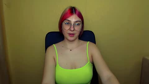 Snapshot of luna_lush_ chatting on 11, 3, 2025 Luna online show from 11, 3, 2025
