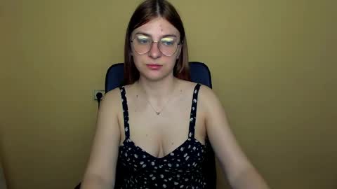 Snapshot of luna_lush_ chatting on 21, 5, 2026 Luna online show from 21, 5, 2026