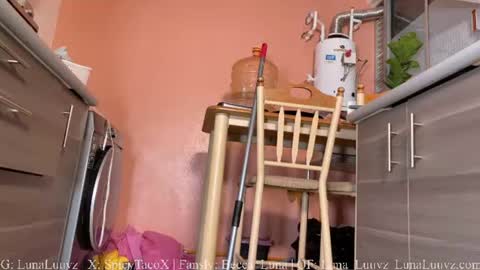 Snapshot of luna_luuvz chatting on 21, 6, 2026 Luna Luuvz online show from 21, 6, 2026