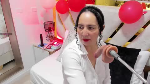 luna_naughty1 online show from 18, 2, 2026