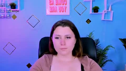 Snapshot of luna_noct chatting on 22, 6, 2026 Princess Luna online show from 22, 6, 2026
