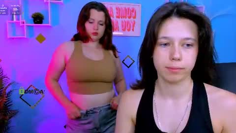 Snapshot of luna_noct chatting on 4, 7, 2026 Princess Luna online show from 4, 7, 2026