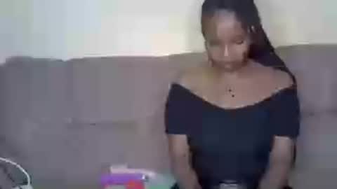 luna_peachy online show from 18, 6, 2026