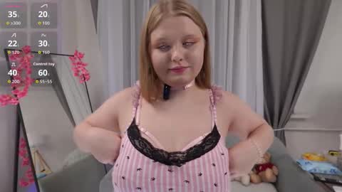 Snapshot of luna_reedy chatting on 13, 10, 2025 Daria online show from 13, 10, 2025