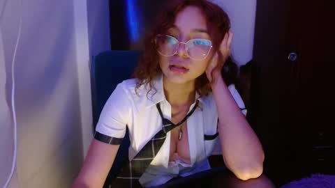 luna_rios69 online show from 27, 9, 2025