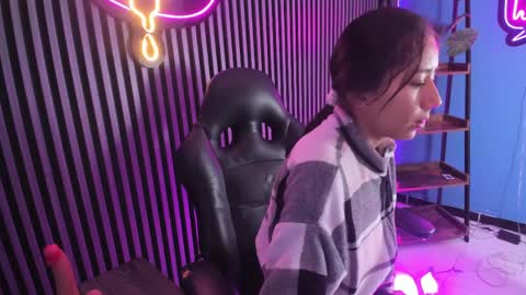 Luna Rosse  online show from 7, 4, 2026