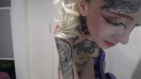 Luna online show from 19, 1, 2025