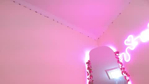 Luna Rougets online show from 24, 3, 2026