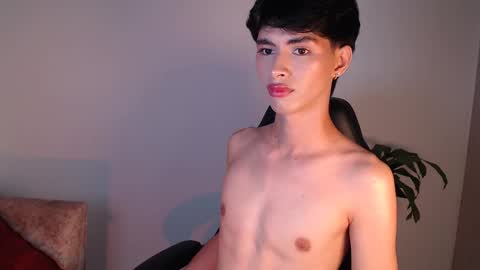 Snapshot of luna_stanford chatting on 28, 11, 2025 Luna Stanford online show from 28, 11, 2025