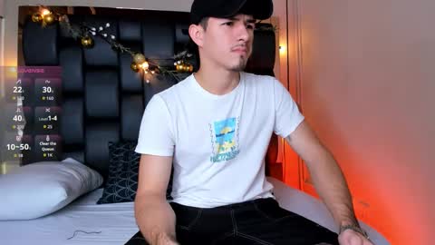 Snapshot of luna_stanford chatting on 17, 12, 2025 Luna Stanford online show from 17, 12, 2025