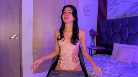 luna_sthonem online show from 12, 11, 2025