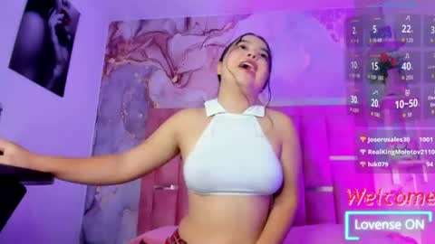 Snapshot of luna_sweeett_ chatting on 3, 7, 2026 Luna online show from 3, 7, 2026