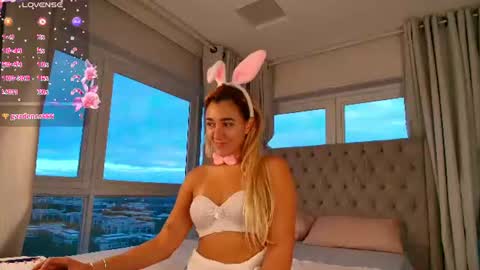 Snapshot of luna_velvvet chatting on 21, 6, 2026 Luna online show from 21, 6, 2026